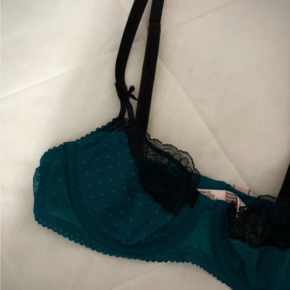 Victoria's Secret Lace Bra Trio - Black, Teal, Mint - Picture 3 of 5